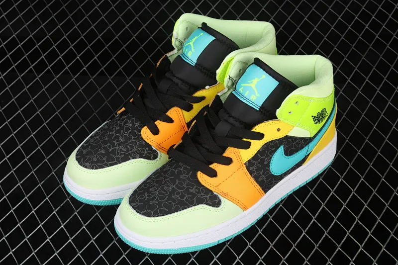 All categories Air Jordan Jordan series basketball shoes Air Jordan 1 Mid Air Jordan 1 Mid SE AJ1 Joe 1 four-leaf clover mid-top basketball shoes BQ6931-037